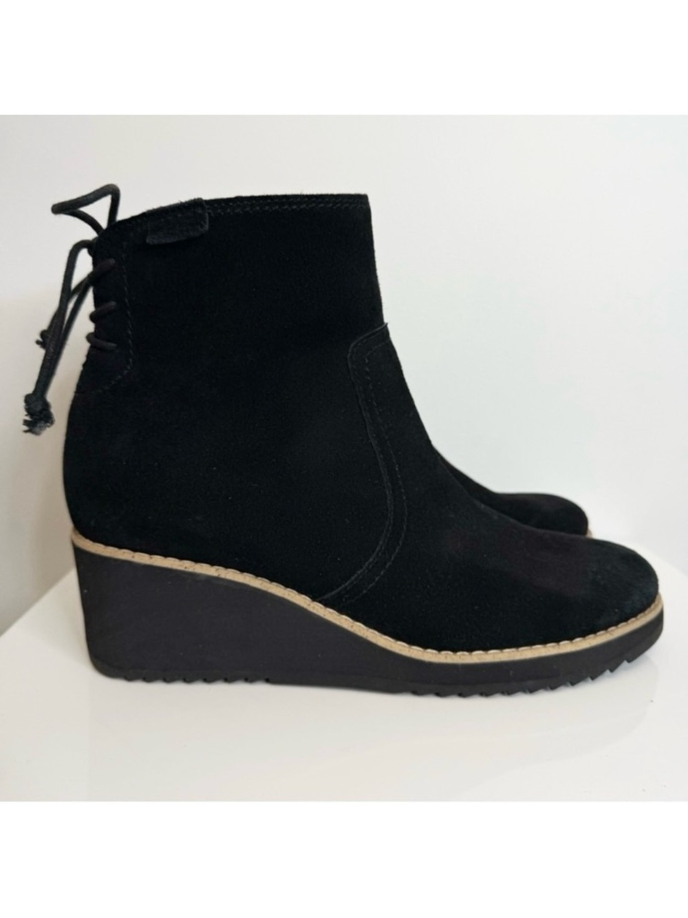 Earth Shoes Calia Black Suede Leather Wedge Ankle Bootie Women’s 11 Round Toe